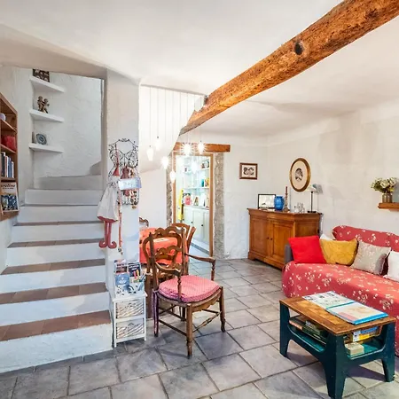 La Maison De Caroline Villeneuve-Loubet
