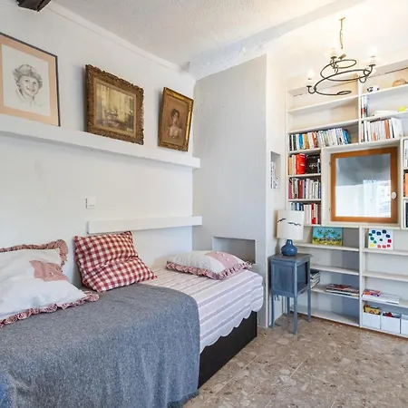 La Maison De Caroline Holiday home Villeneuve-Loubet