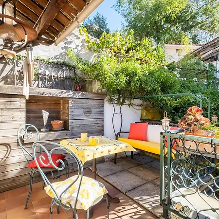 Casa de Férias La Maison De Caroline Villeneuve-Loubet